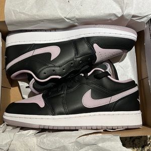 Low top Nike Air Jordan 1’s